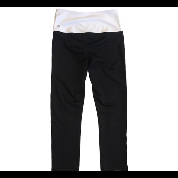 Z BY ZELLA (Nords) Fancy Footwork Colour Block High Waist Leggings Red/Black XS - Picture 8 of 9